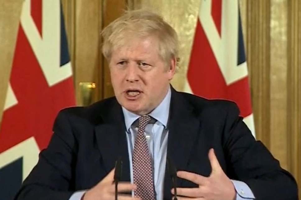 boris-johnson-says-anyone-living-with-someone-who-has-cough-or-temperature-should-self-isolate