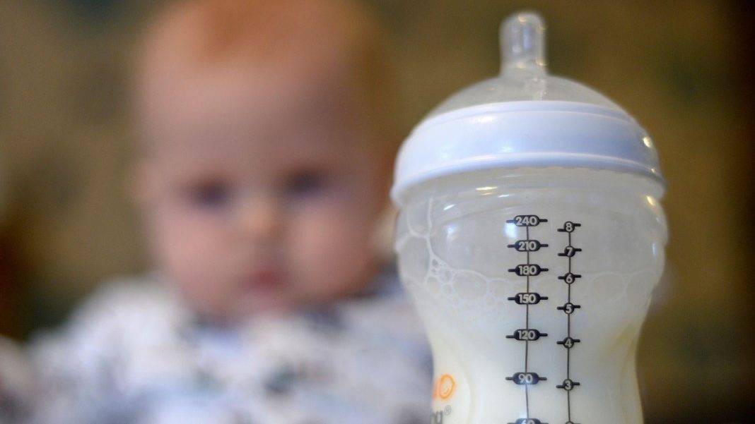 desperate-parents-forced-to-pay-155-for-8-baby-milk-on-ebay-due-to-coronavirus-shortages