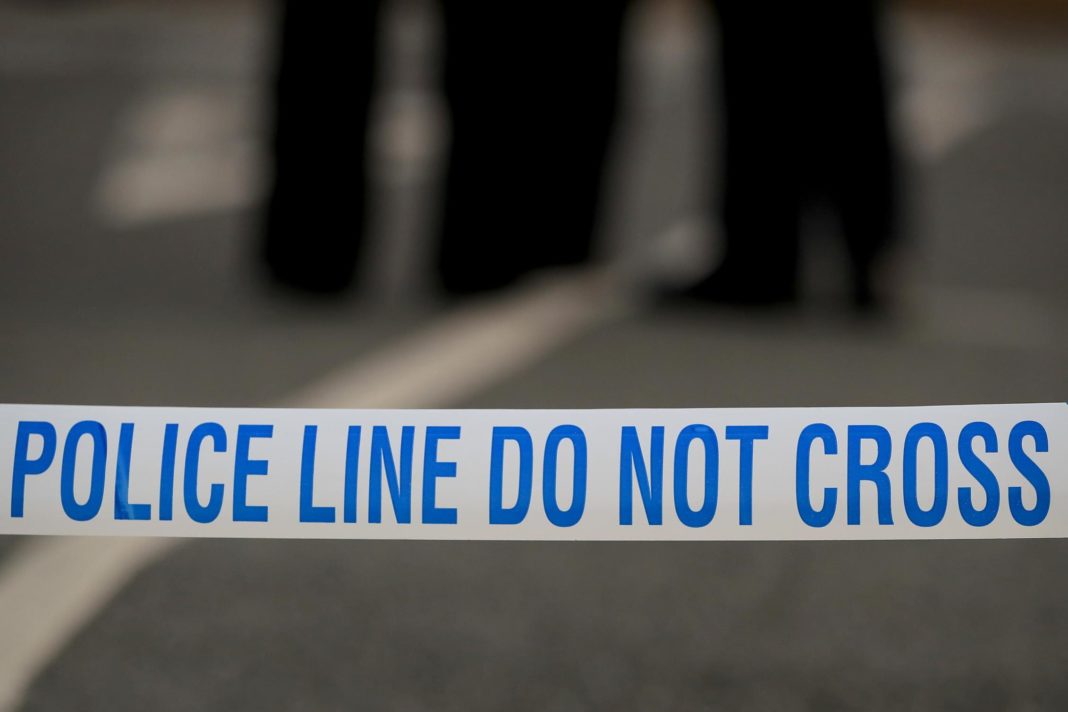 enfield-shooting:-man-dies-in-hospital-after-being-shot-in-the-head-in-north-london