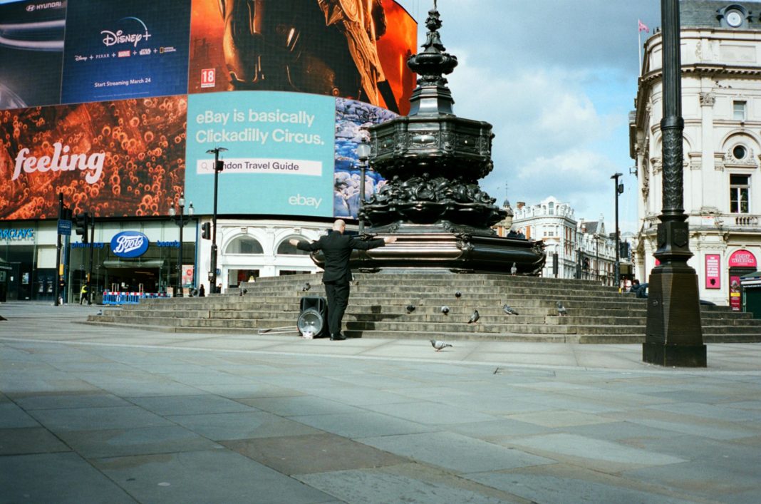 in-pictures:-london-is-closed