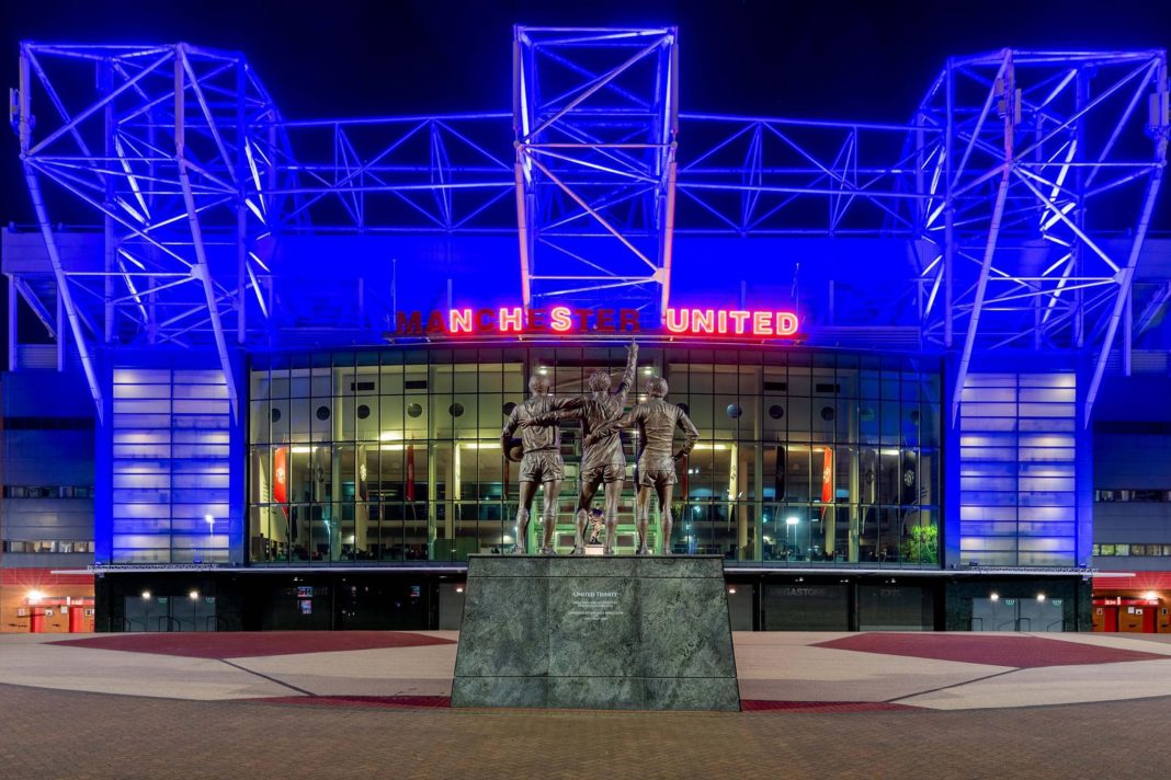 manchester-united-pay-tribute-to-nhs-workers-with-old-trafford-display-during-coronavirus-crisis