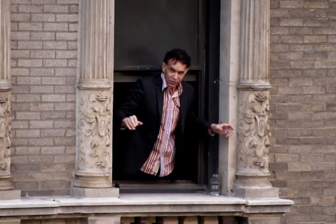 broadway-star-brian-stokes-mitchell-serenades-new-york-city-neighbors-after-recovering-from-coronavirus