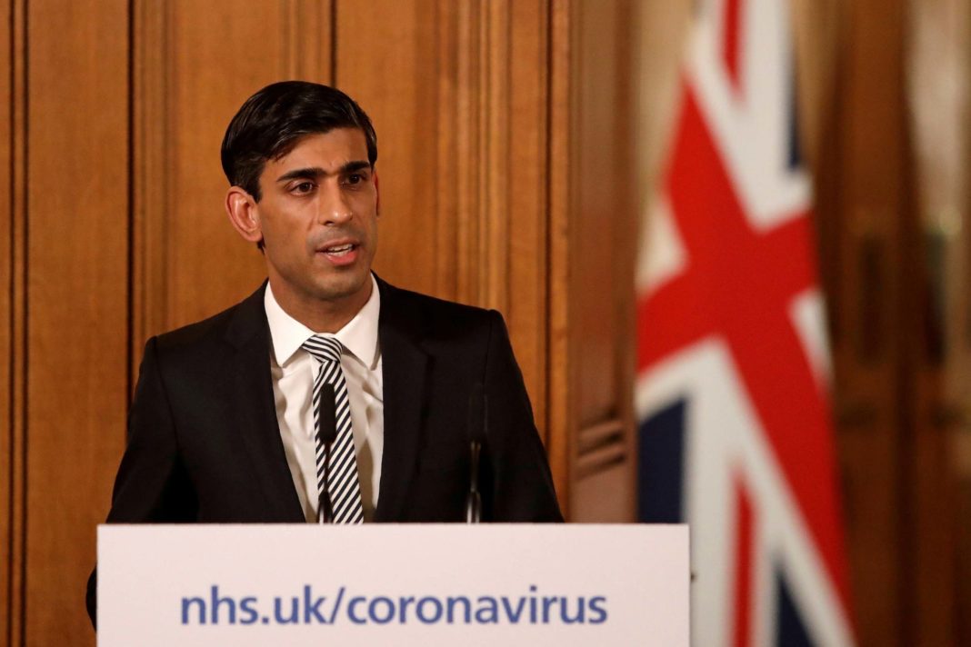 deficit-could-hit-300-billion-amid-race-to-keep-economy-alive-during-coronavirus-crisis,-report-shows
