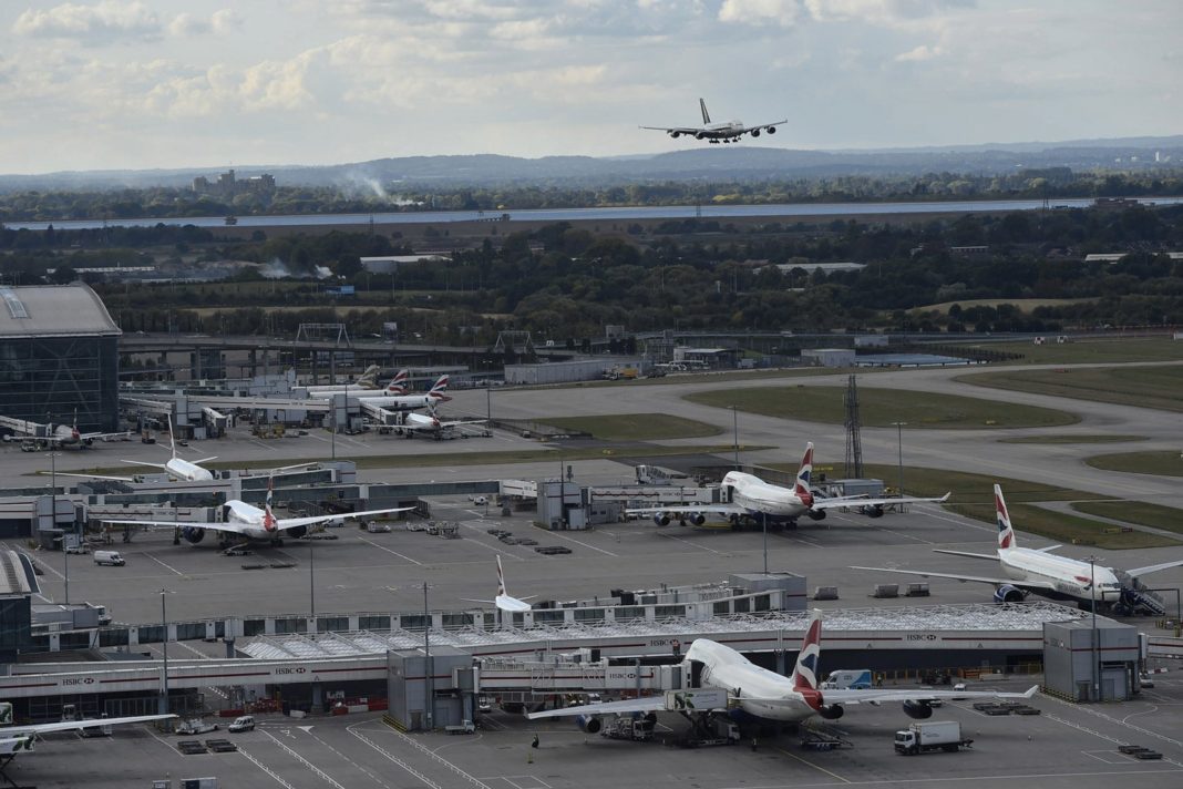 london-heathrow-to-close-runway-as-it-scales-back-operations-due-to-coronavirus-pandemic