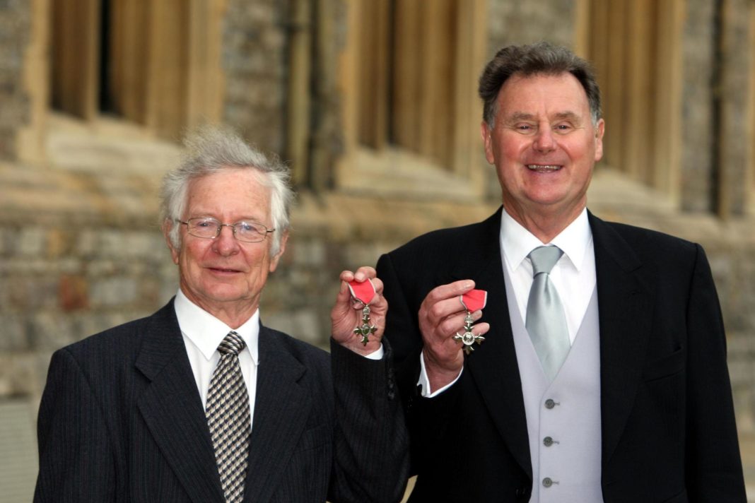 tony-lewis-tributes:-cricket-pays-respects-to-co-developer-of-the-duckworth-lewis-method