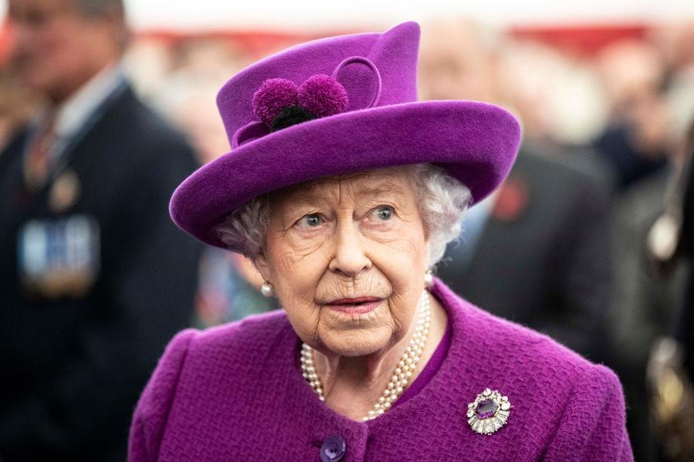 queen-to-address-'strong'-nation-with-wartime-rallying-cry-as-she-delivers-historic-covid-19-address