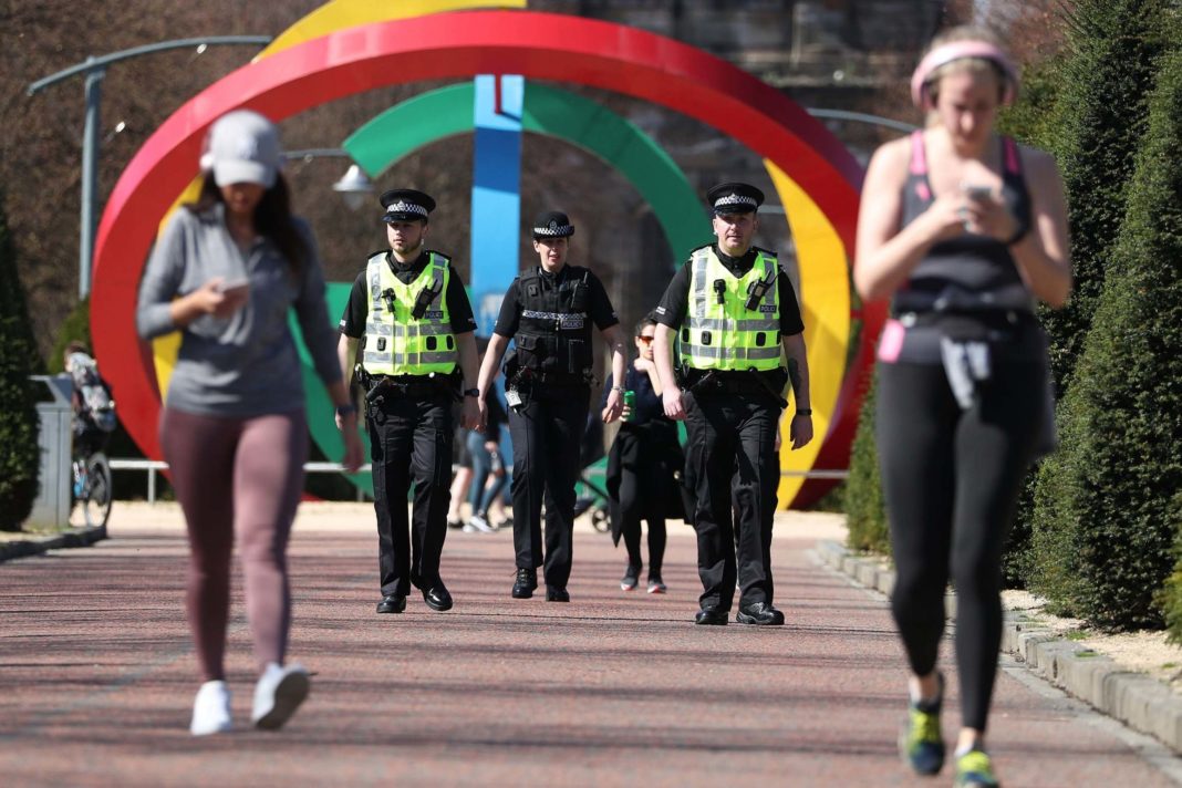 coronavirus-uk-live:-lockdown-enters-fourth-week-as-boris-johnson-recovers-from-covid-19-at-chequers