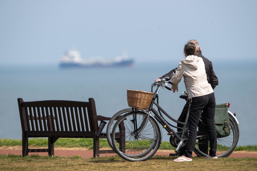 uk-coronavirus-live:-britain-"not-out-of-the-woods"-with-outbreak-as-death-toll-passes-31,000