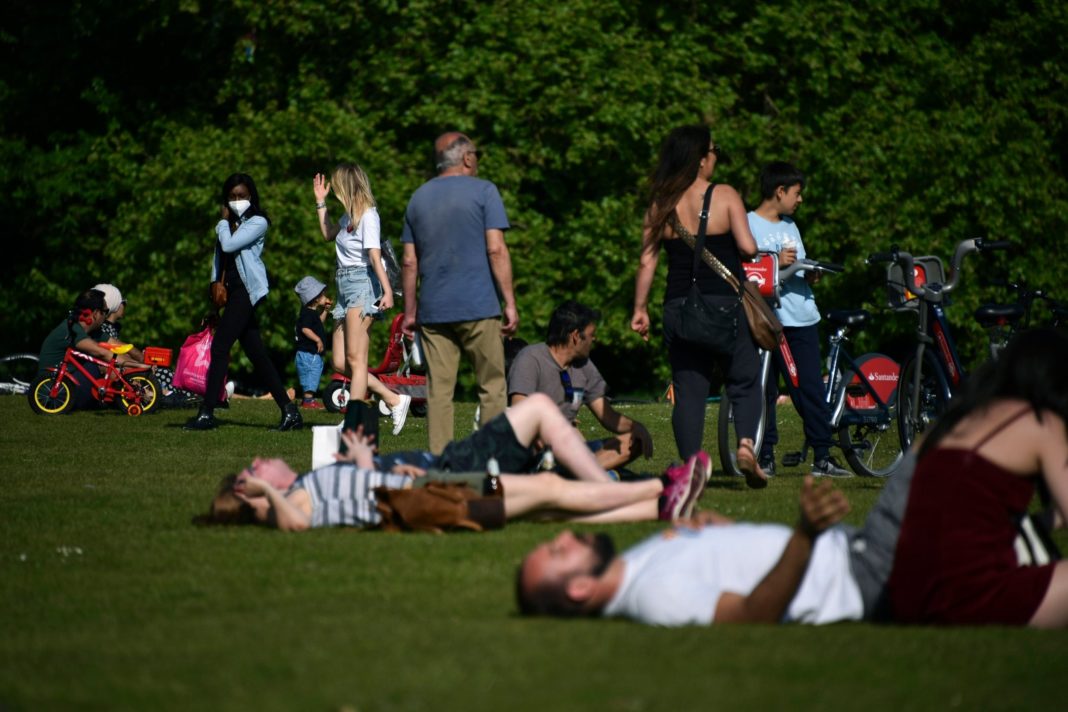 uk-coronavirus-live:-boris-johnson-to-address-nation-on-lockdown-plan-as-new-'stay-alert'-slogan-set-to-be-rolled-out