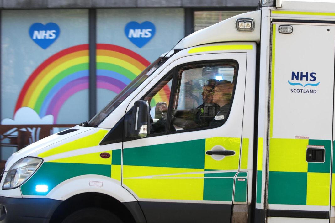uk-coronavirus-death-toll-jumps-by-210-as-total-passes-32,000