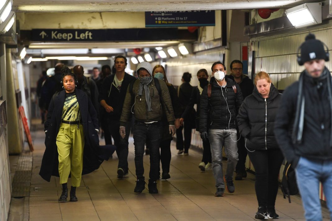 sadiq-khan-urges-supermarkets-to-stock-face-coverings-for-london-commuters