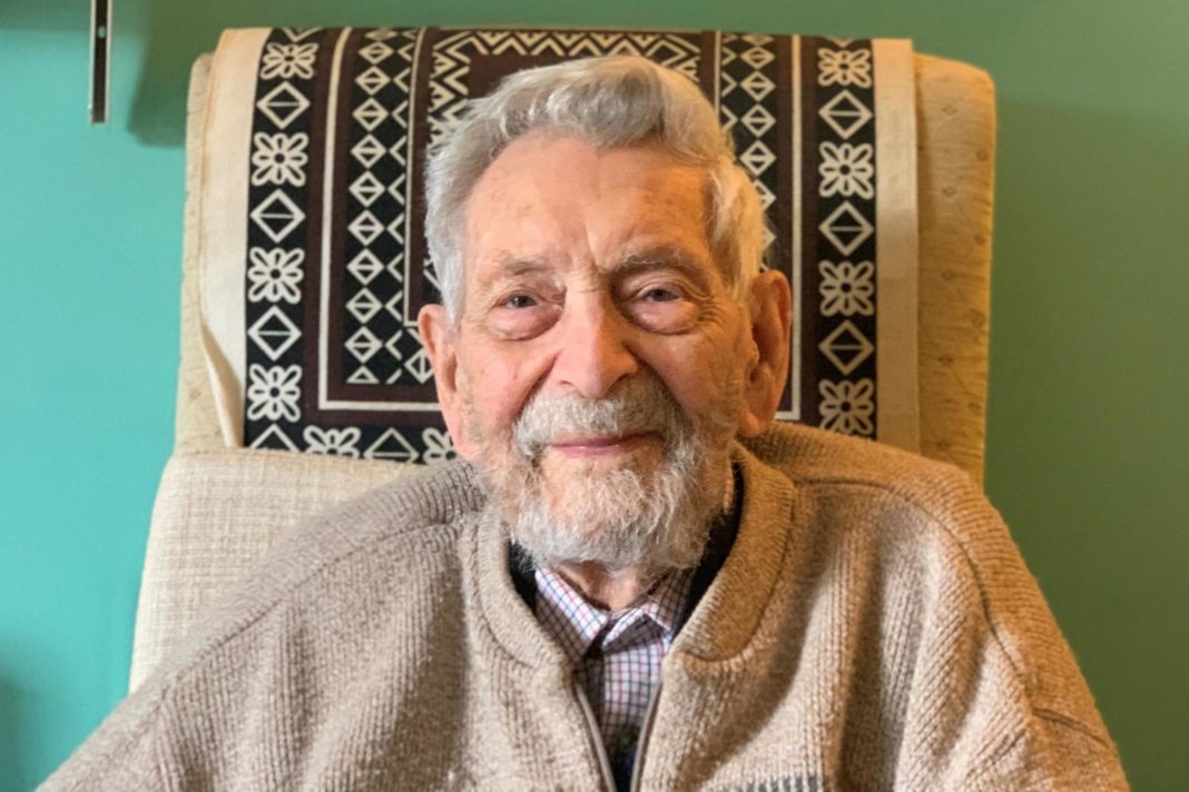 world's-oldest-man-bob-weighton-dies-aged-112