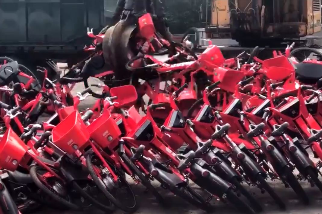 shocking-video-shows-hundreds-of-perfectly-good-jump-e-bikes-being-scrapped-in-us