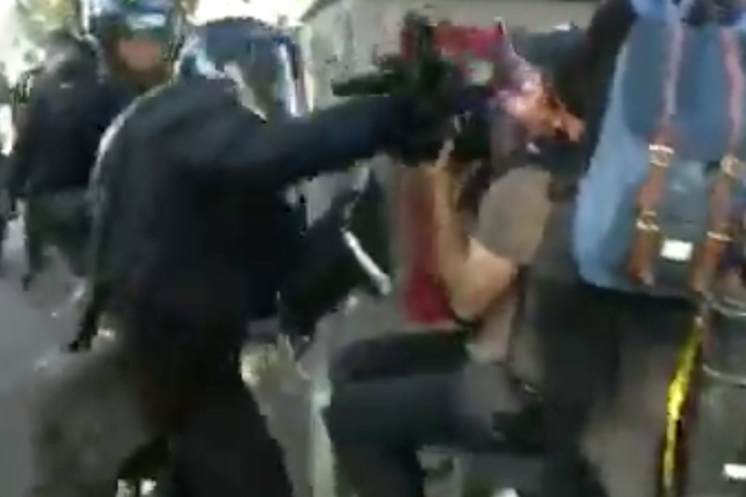 australian-news-crew-attacked-by-us-police-while-covering-george-floyd-protests