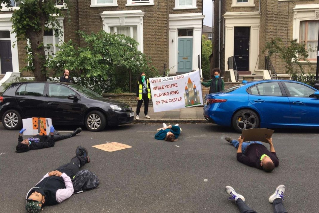 activists-stage-'die-in'-protest-outside-dominic-cummings'-home-in-stand-against-government's-coronavirus-response