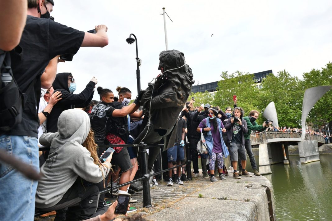 london-landmarks-to-be-reviewed-by-diversity-experts-amid-racism-row