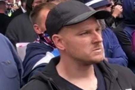 police-issue-appeal-for-man-after-assault-during-protest-at-bristol's-cenotaph