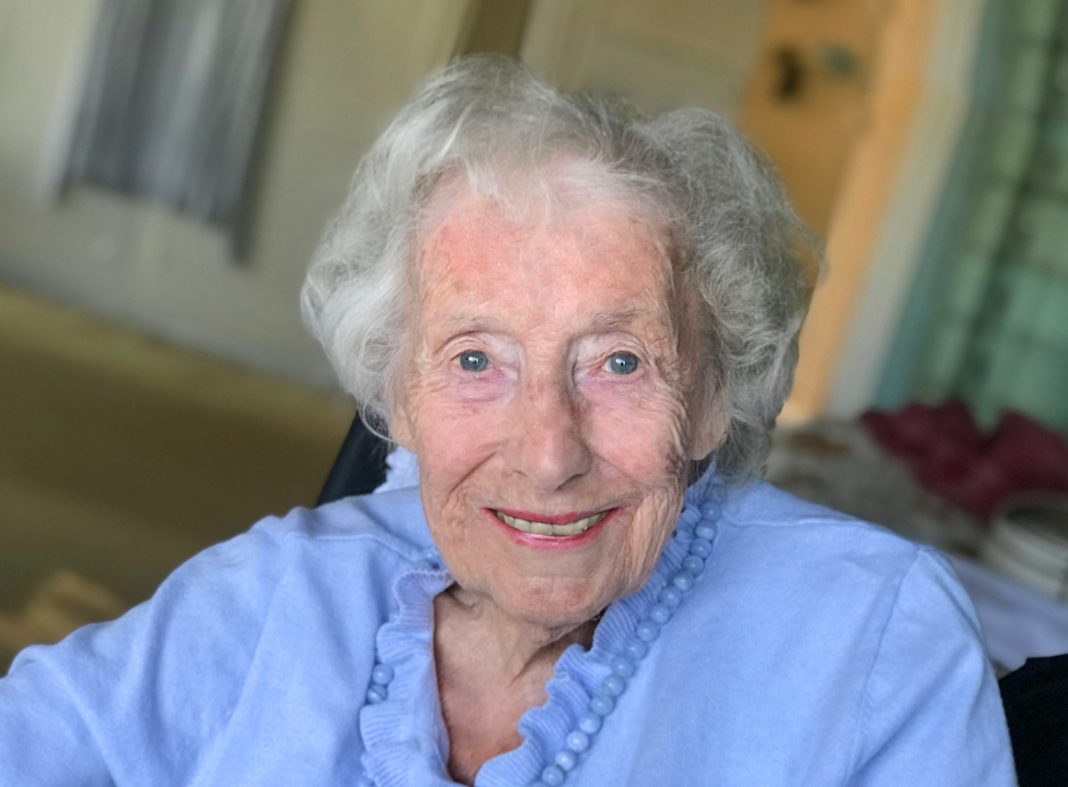 tributes-to-dame-vera-lynn:-piers-morgan-and-katherine-jenkins-among-stars-paying-their-respects