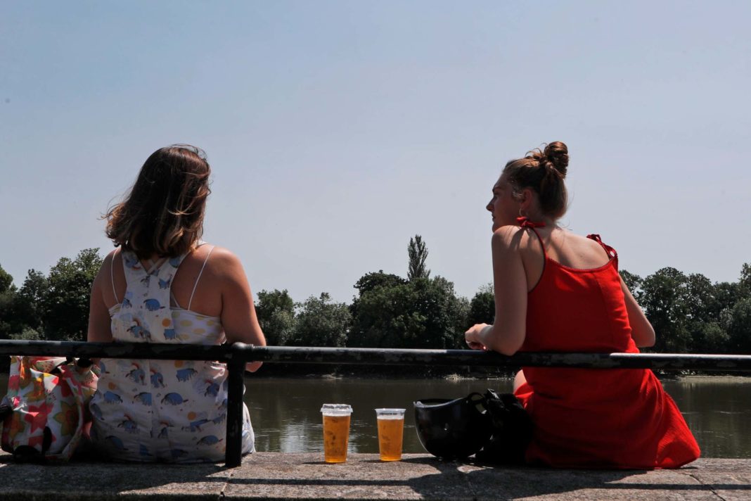 uk-coronavirus-live:-'real-risk'-of-second-wave-as-brits-prepare-for-end-to-lockdown-'hibernation'-on-july-4