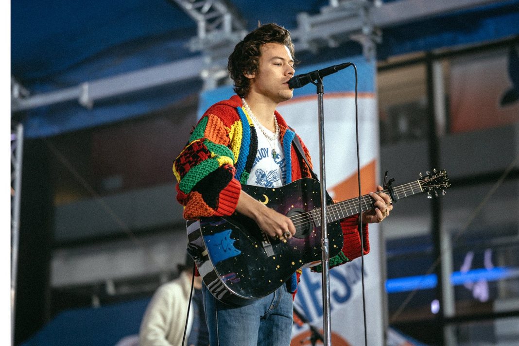 jw-anderson-releases-pattern-so-you-can-make-viral-harry-styles-cardigan