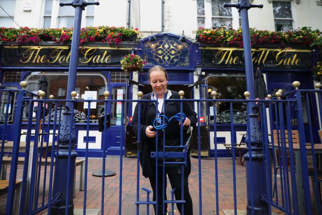 super-saturday-live:-pubs-open-their-doors-for-the-first-time-in-three-months-as-matt-hancock-warns-drunken-thugs-will-'end-up-behind-bars'