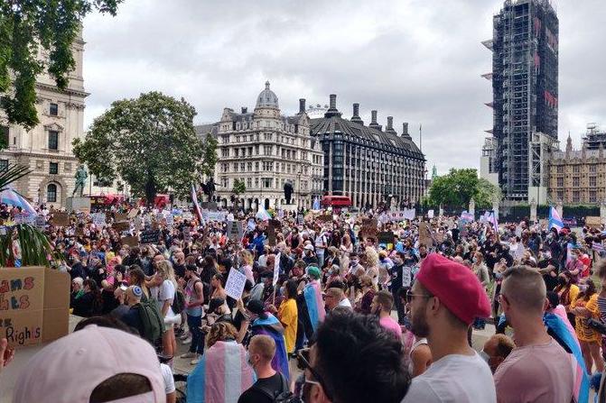 hundreds-flock-to-parliament-square-for-trans-rights-protests