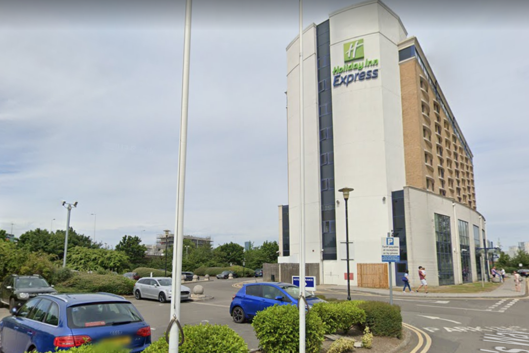 woman-stabbed-to-death-at-greenwich-hotel-before-man-falls-'from-a-height'-after-police-arrive