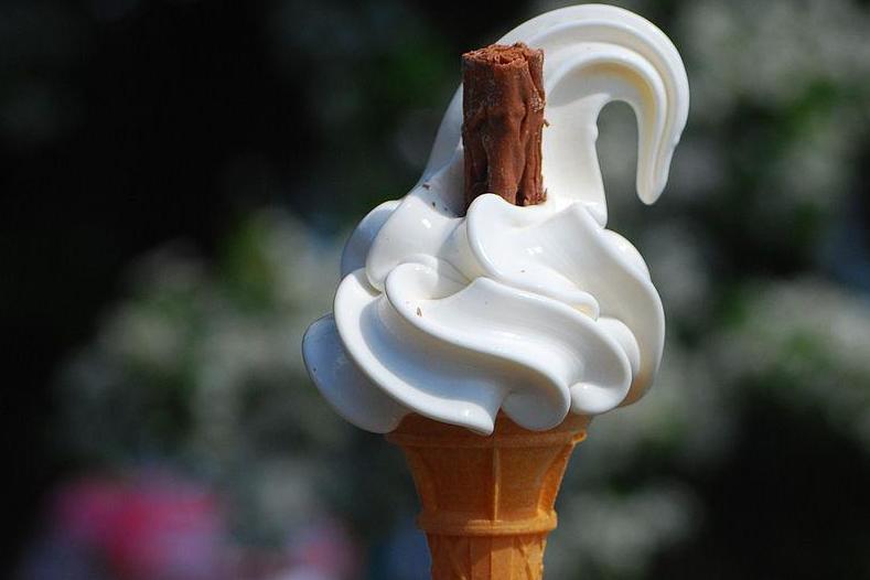 council-bans-ice-cream-van-after-residents-complain-chime-is-too-loud