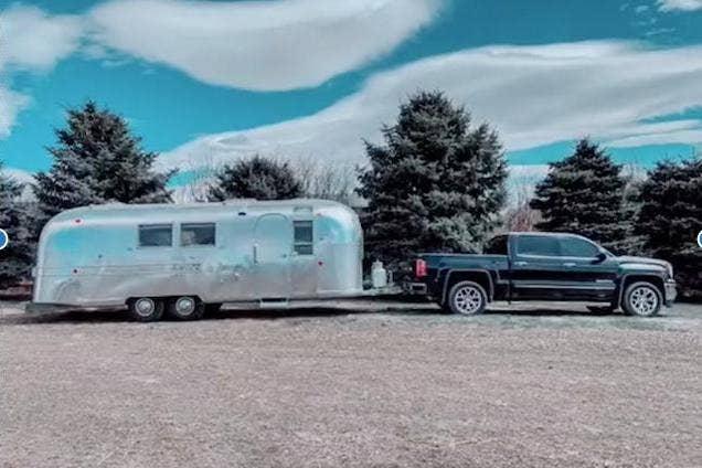 tiktokers'-amazing-campervan-renovations-for-the-ultimate-staycation