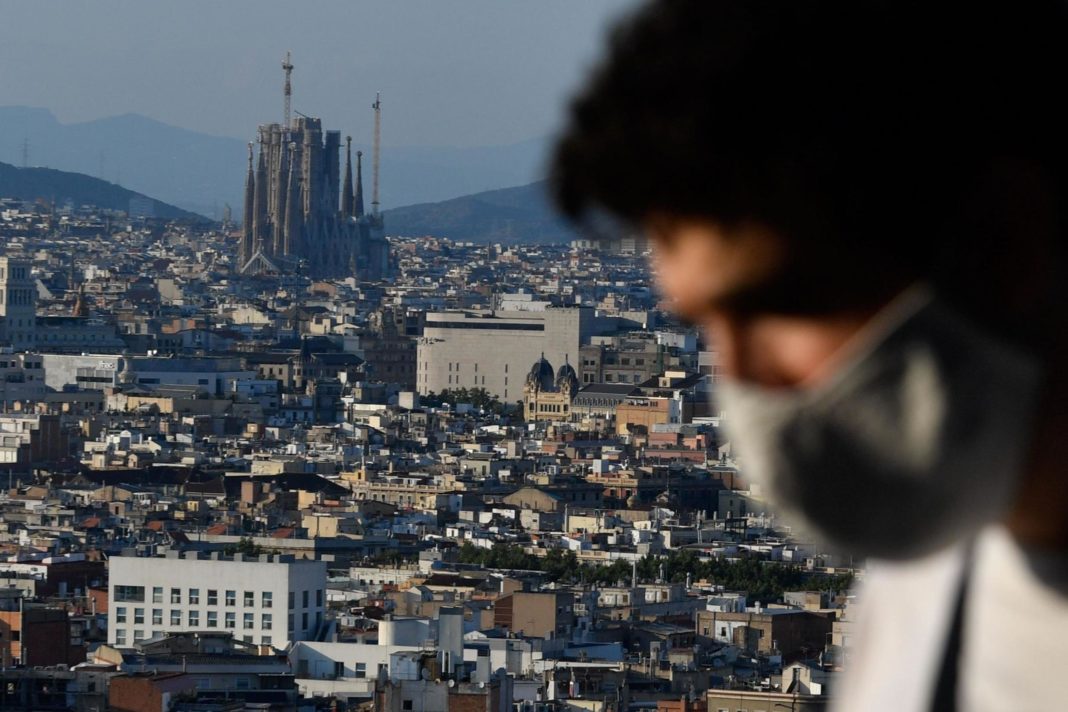 foreign-office-warns-against-'all-but-essential-travel'-to-mainland-spain