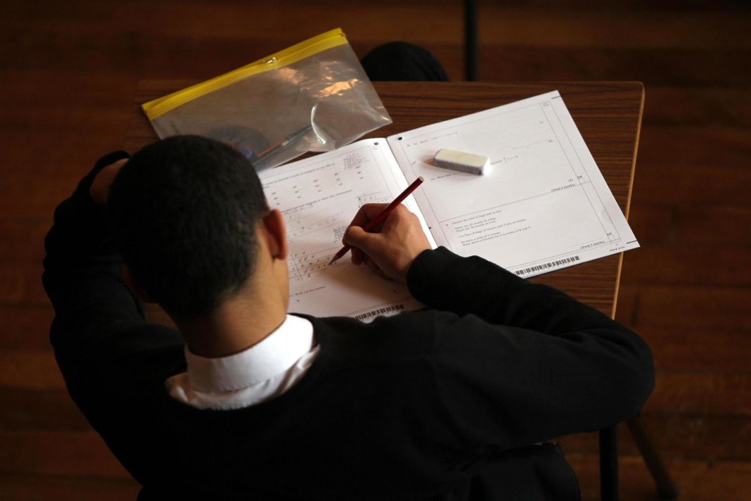 pupils-face-exam-results-'life-sentence'-if-appeal-rules-are-not-changed,-teachers-warn