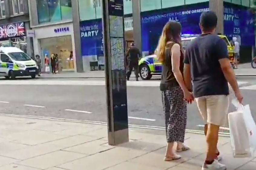 oxford-street-stabbing:-man-knifed-to-death-in-front-of-horrified-shoppers