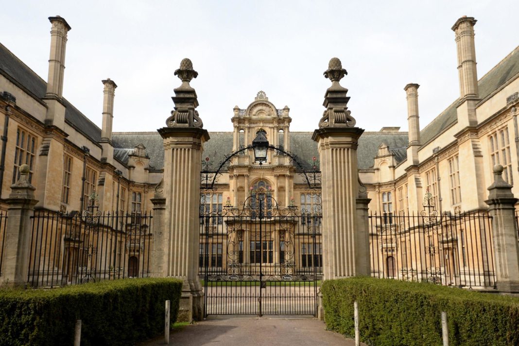 worcester-college-in-oxford-accepts-all-students-with-offers-regardless-of-a-level-results