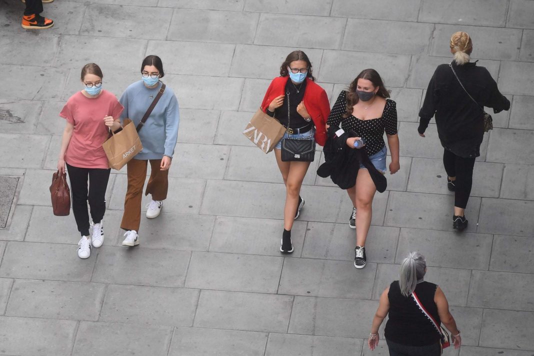 uk-coronavirus-live:-chris-whitty-says-we-will-see-'real-problems'-with-covid-19-this-winter-as-crackdown-on-illegal-raves-launched