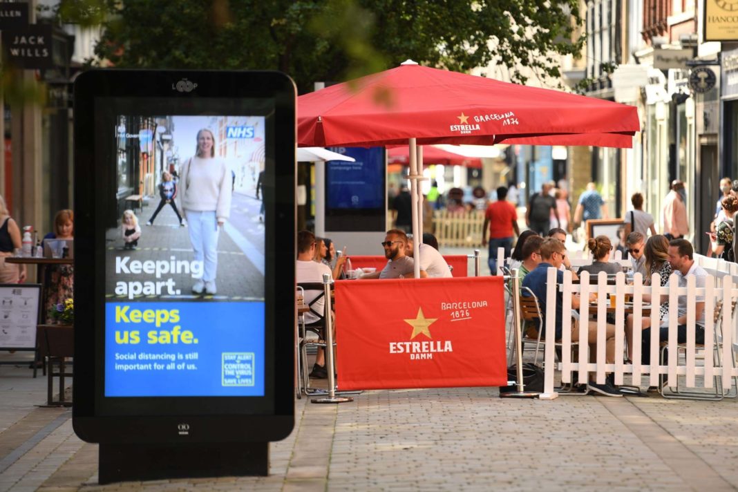 outdoor-drinking-banned-in-manchester-city-centre-on-bank-holiday-weekend-amid-social-distancing-fears