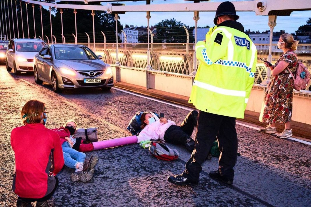 young-extinction-rebellion-activists-block-clifton-suspension-bridge-in-bristol