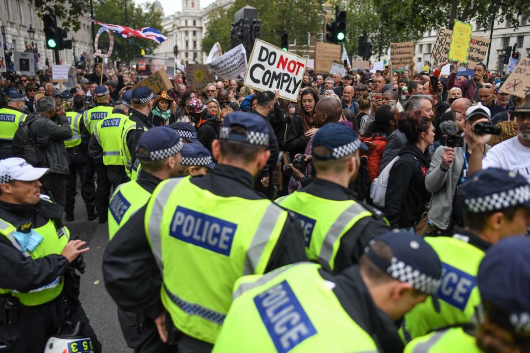 man,-73,-arrested-as-thousands-descend-on-trafalgar-square-for-'anti-lockdown'-protest