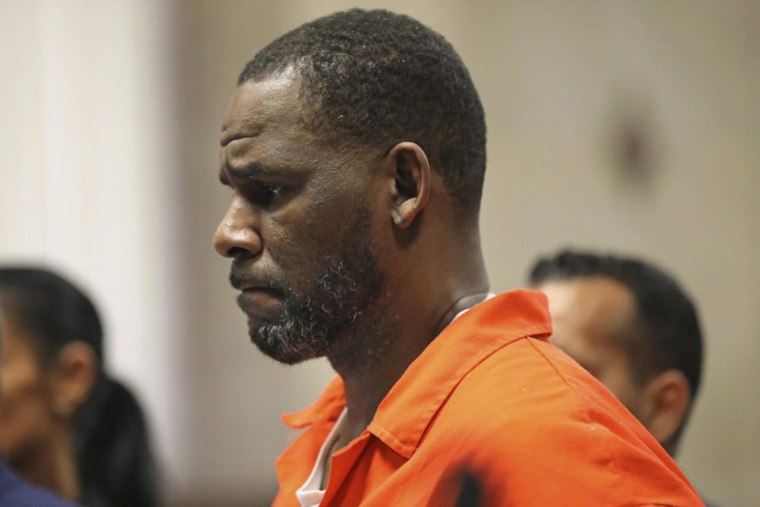 r-kelly's-lawyers-call-for-his-release-following-reports-gang-member-attacked-the-singer-in-jail