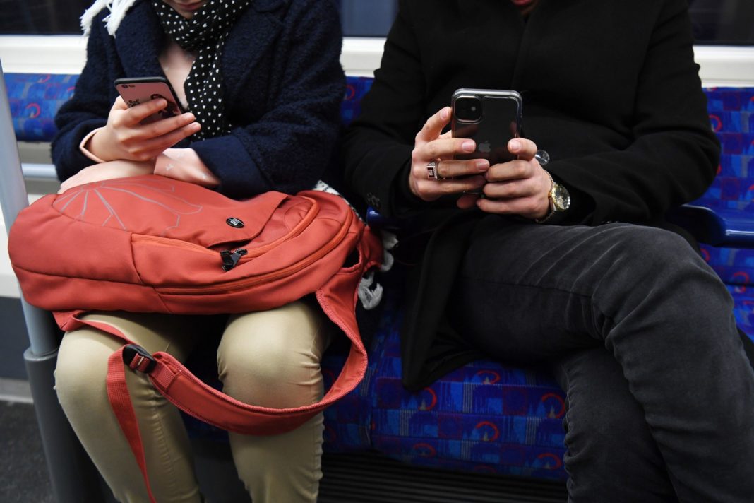 cyberflashing-and-'pile-on'-harassment-targeted-in-online-law-reform-plans
