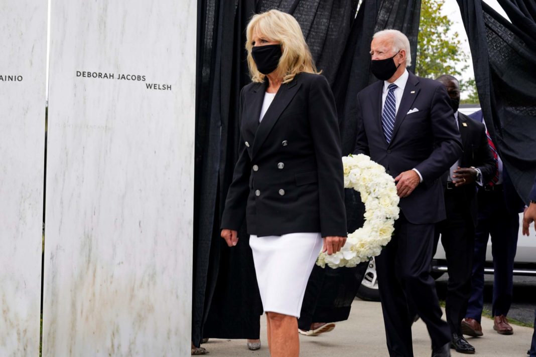 joe-biden-lays-wreath-at-memorial-to-victims-of-flight-93-on-19th-anniversary-of-9/11