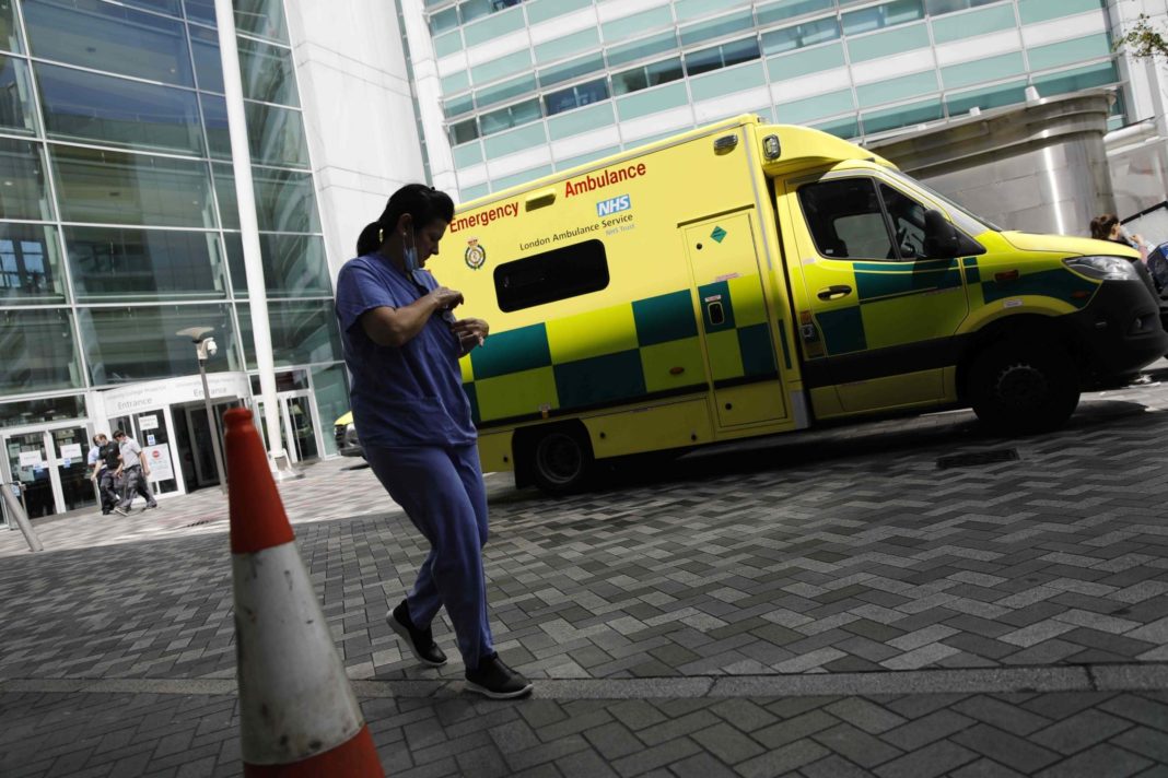 uk-coronavirus-cases-jump-by-3,899-as-deaths-rise-by-18