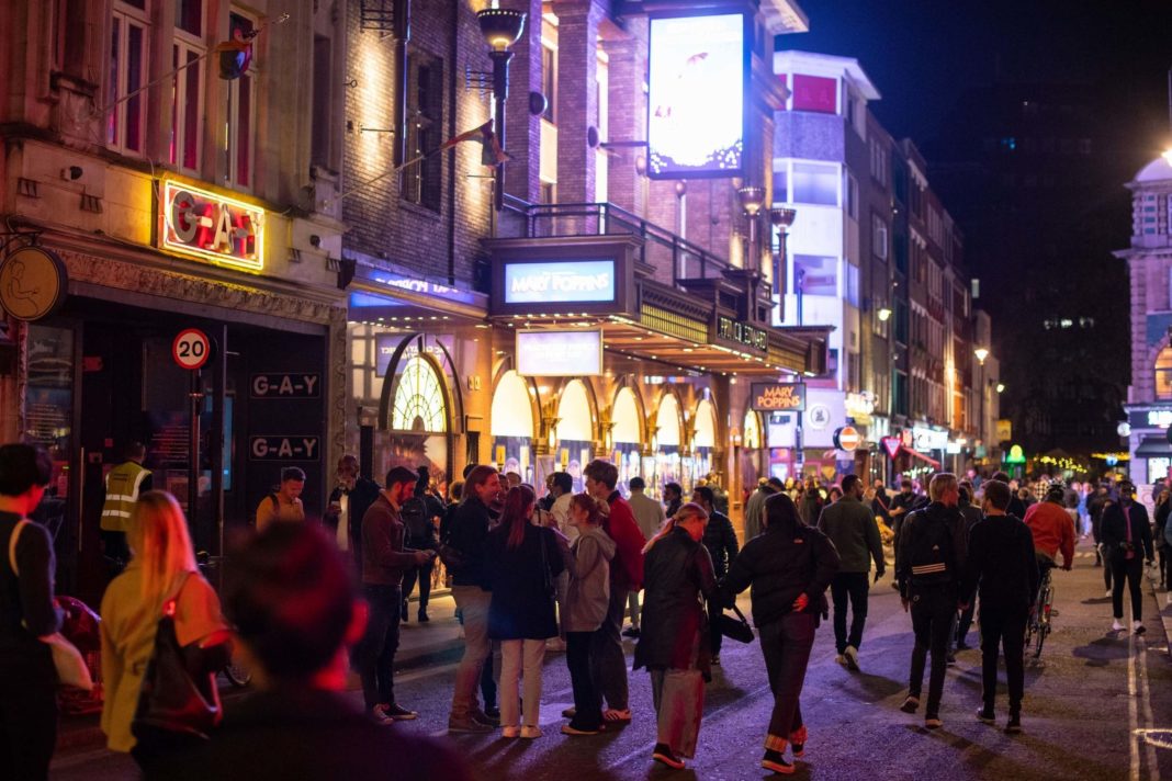 parties-spill-onto-streets-again-in-london-as-revellers-gather-in-leicester-square-after-10pm-curfew
