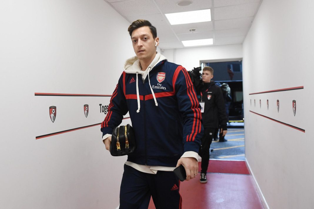 transfer-news-live!-ozil-left-out-of-arsenal-europa-league-squad;-sarr-to-man-united,-domestic-window-latest