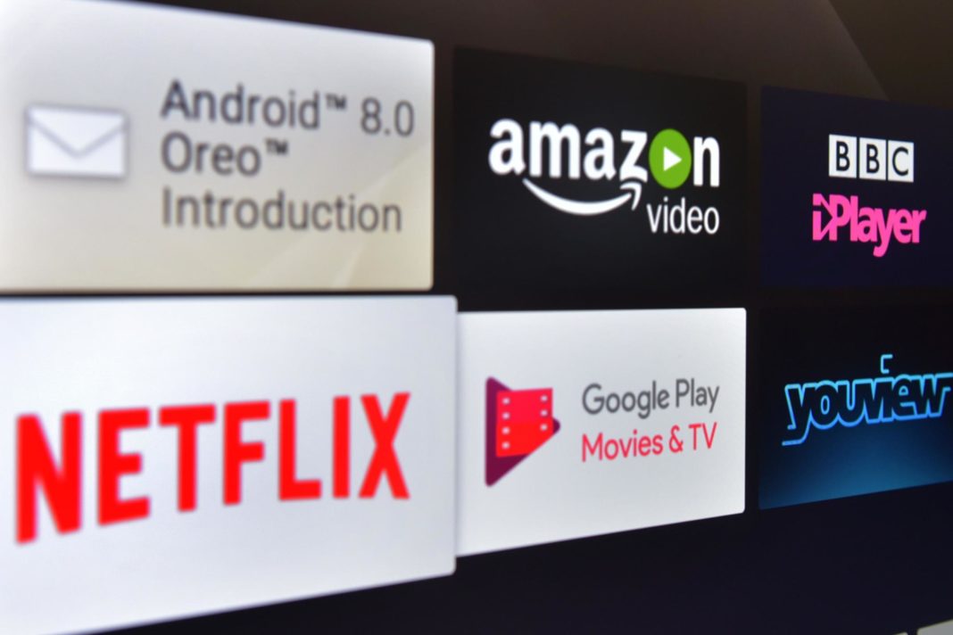 brits-self-isolating-with-covid-19-should-get-free-access-to-online-games-and-streaming-services,-say-scientists