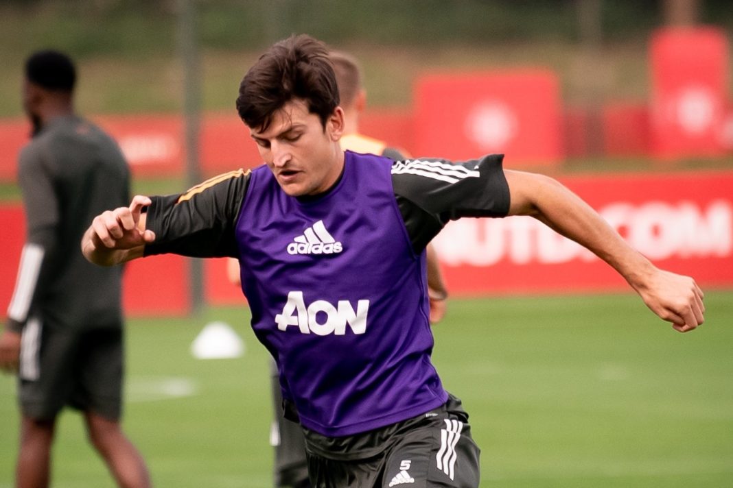 manchester-united-team-news:-maguire,-bailly-and-cavani-'not-in-squad'-to-face-psg-in-champions-league