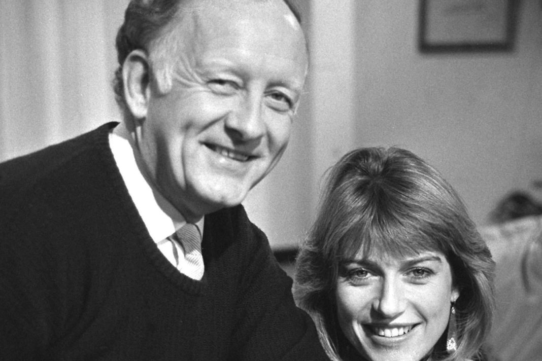 tributes-for-former-bbc-presenter-frank-bough-who-died-aged-87