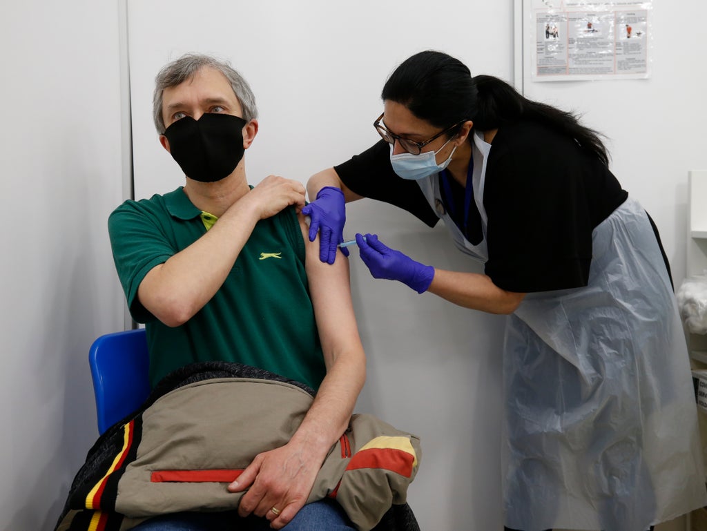 ask-covid-expert-professor-aris-katzourakis-anything-about-‘breakthrough-infections’