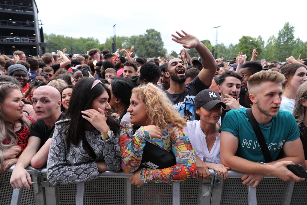 rapper-a-boogie-wit-da-hoodie-‘arrested-at-london’s-wireless-festival’