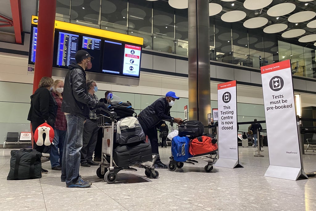 gatwick-airport-to-cut-covid-test-cost-as-price-‘puts-people-off-flying’