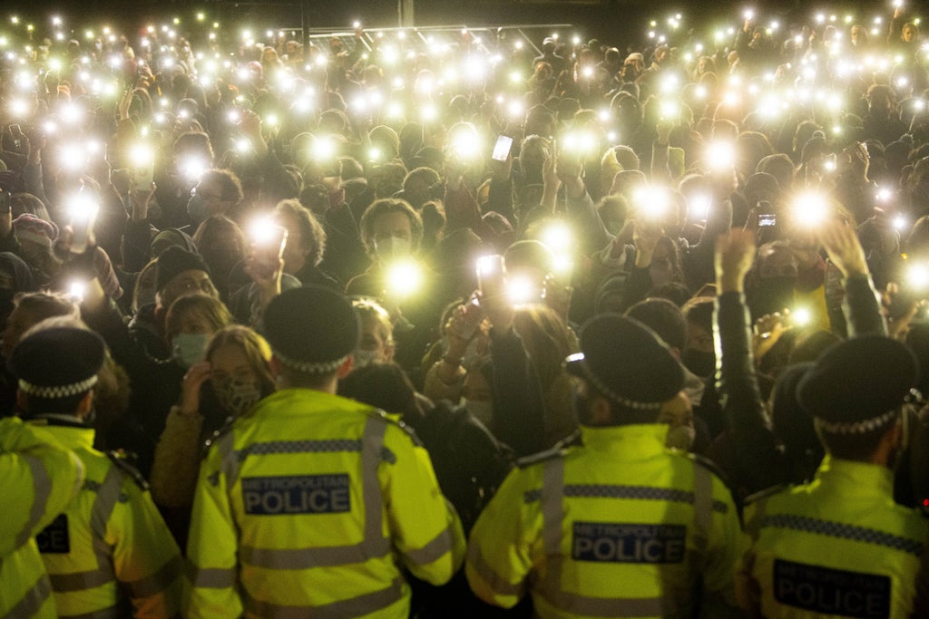 make-crimes-against-women-same-priority-for-police-as-terrorism,-watchdog-says